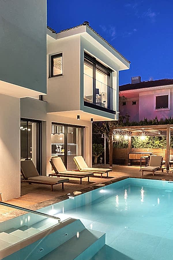 İroko Ahşap Deck Asu Villa Çeşme